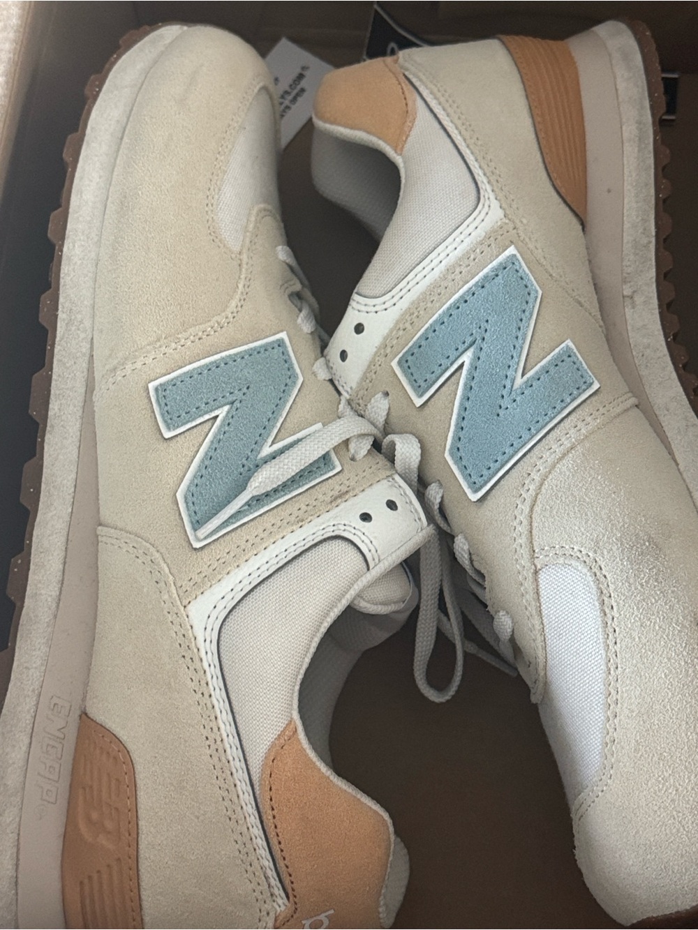 New Balance Beige and Light Blue Casual Sneakers